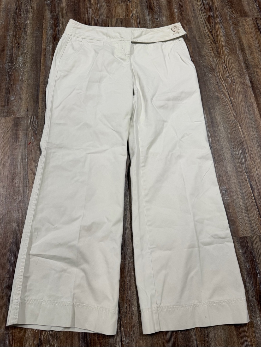 Vintage Y2K low rise London Jean cream cotton preppy chino pants size 6 short